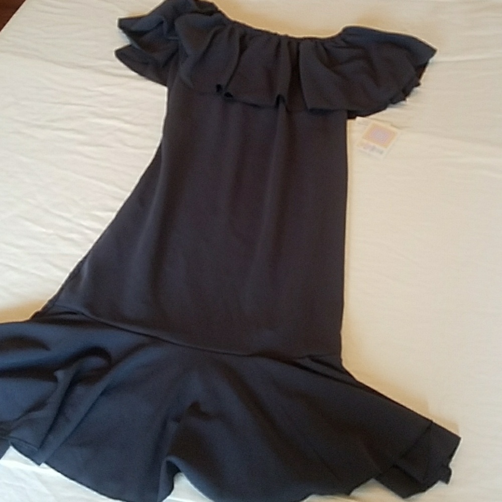 Off the shoulder ruffle Cici Dress by LuLaRoe Navy sz M NEW
